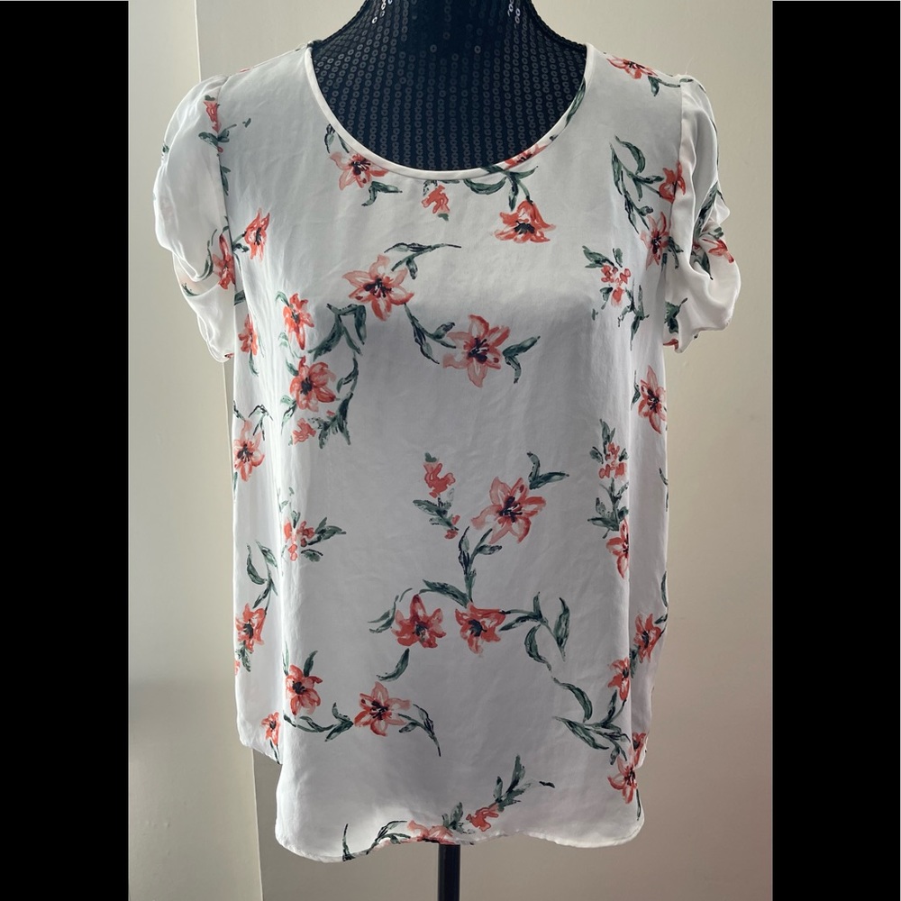 Joie Pretty Floral Short Sleeve Silk Blouse Size Medium